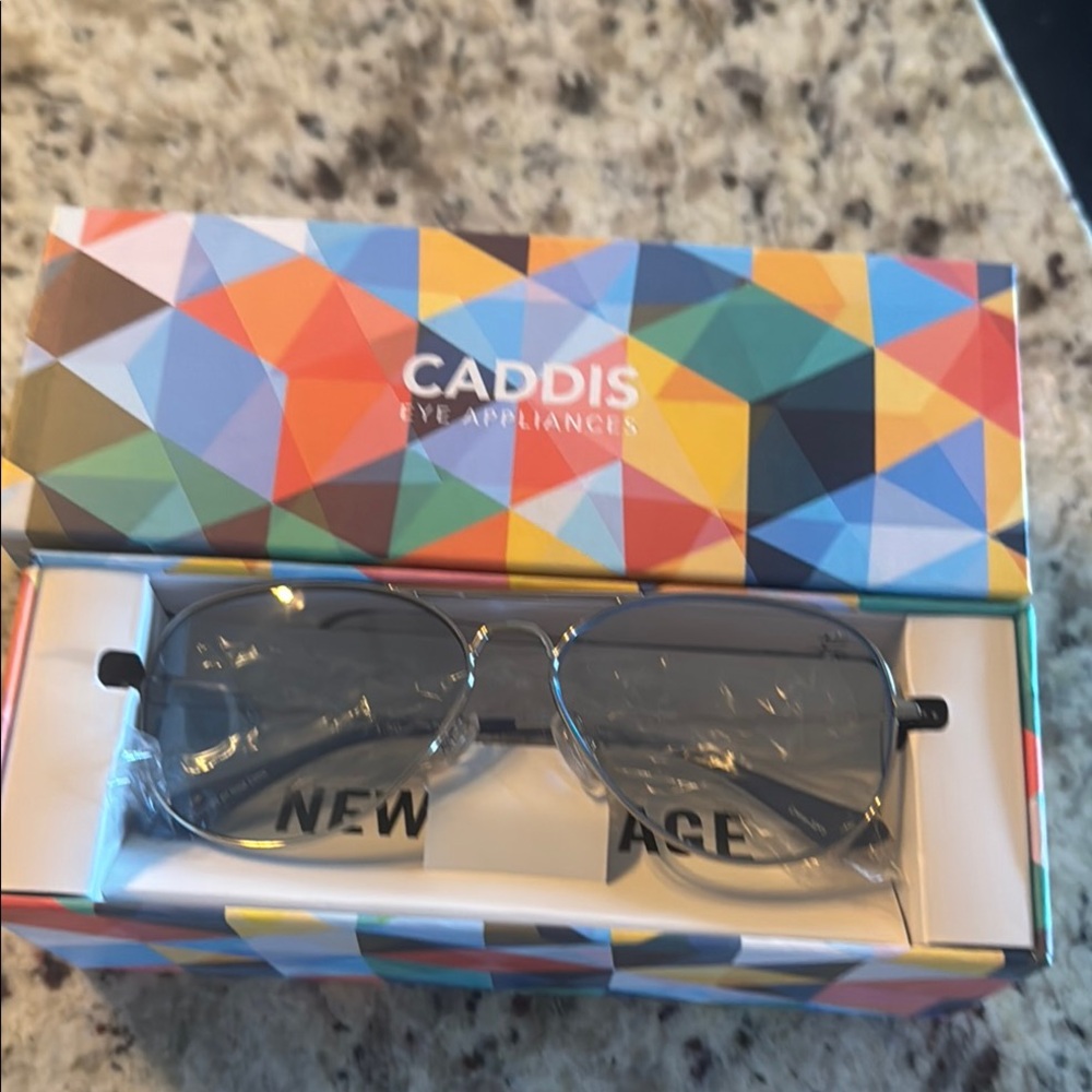 Caddis Tinted readers
